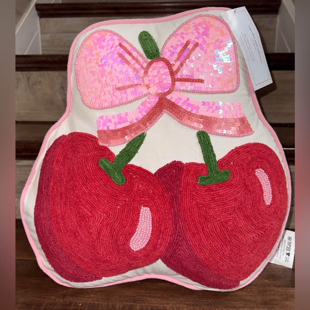 Super Cute Cupcakes and Cashmere Pink Bow Cherry Accents Pillow - NEW